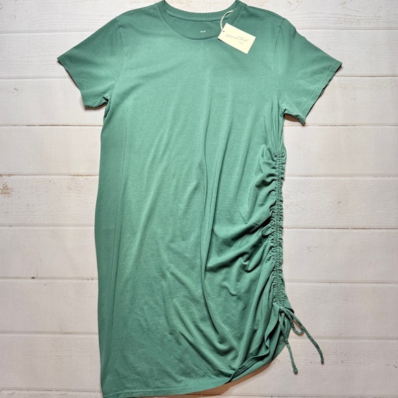 NWT - Universal Thread - Women’s Green T-shirt Dress - Size Large - Picture 1 of 10
